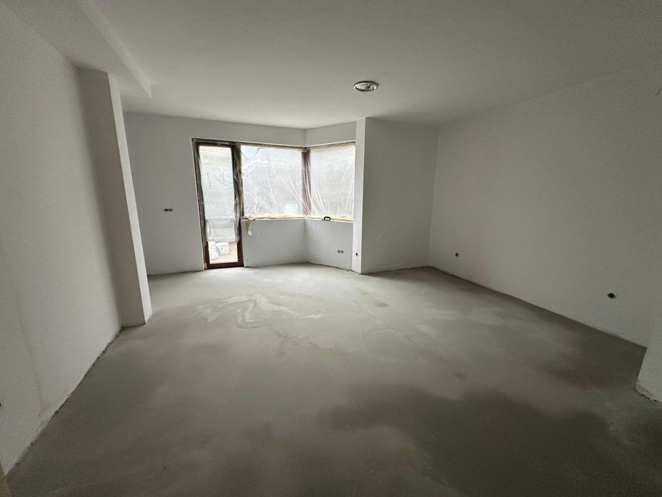 Студио с топ локация на 250 м от кабинковия лифт за продажба в Банско