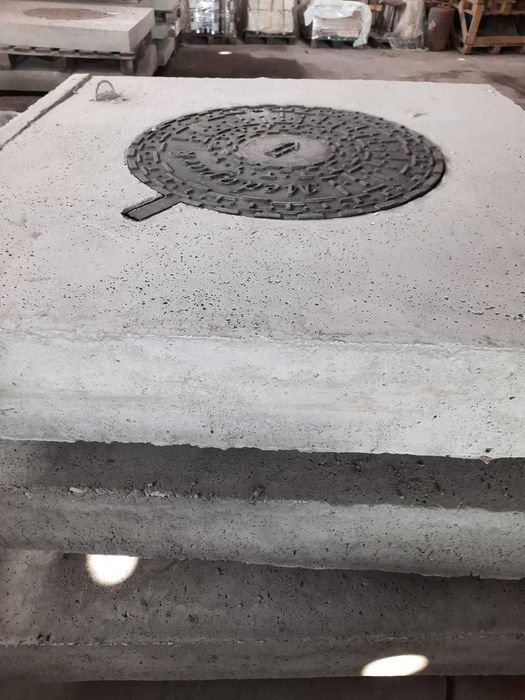 Placi din beton cu capac sau simple pentru canalizare STOC