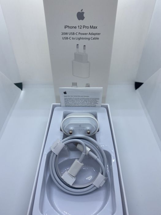 Incărcător iPhone fast charger 20w usb C nou, original !