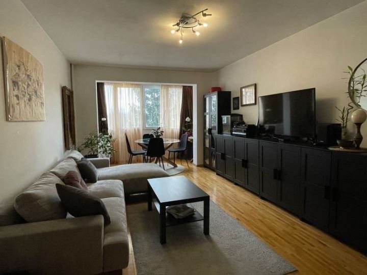 Продава се Тристаен апартамент в София, Люлин 6 - 70 кв.м за 2143 €/кв.м - Снимка #1