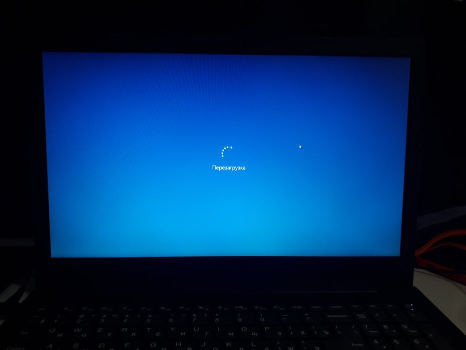 Продам ноутбук Lenovo AMD6