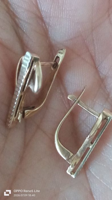 Серьги золотые,б/у с платиной,продам