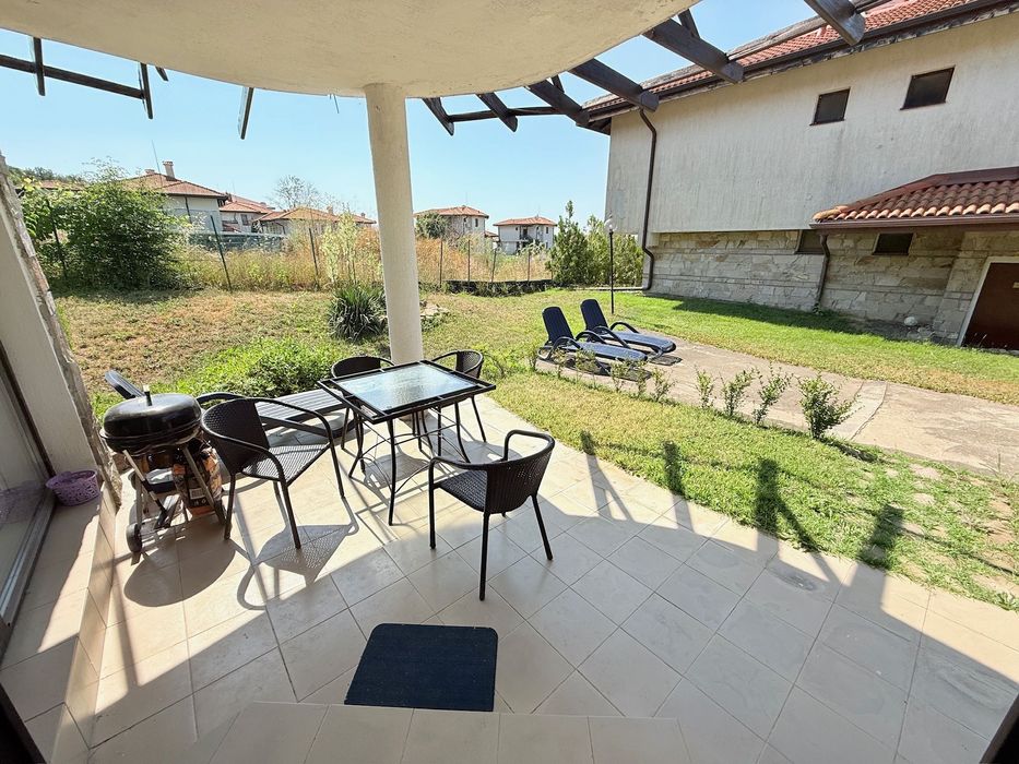 Продава се Къща в с. Кошарица, Област Бургас - 225 кв.м за 796 €/кв.м - Снимка #12