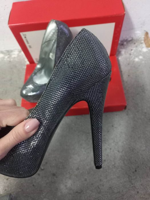 Обувки и чанта комплект