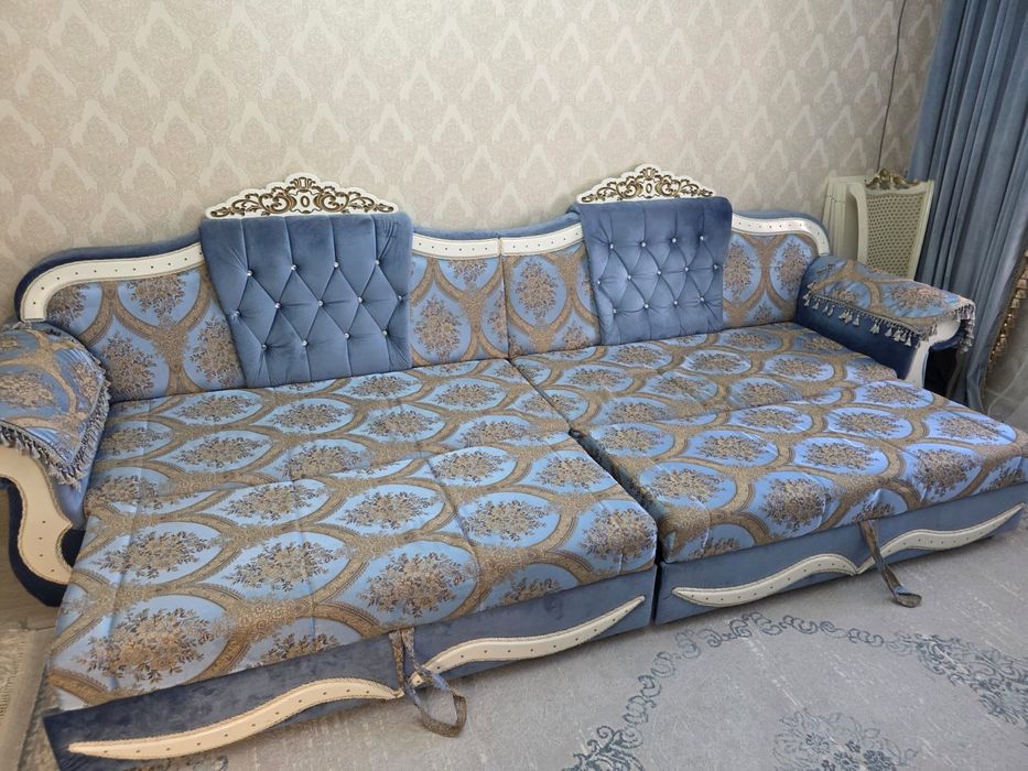 Продам диван в хорошем состоянии