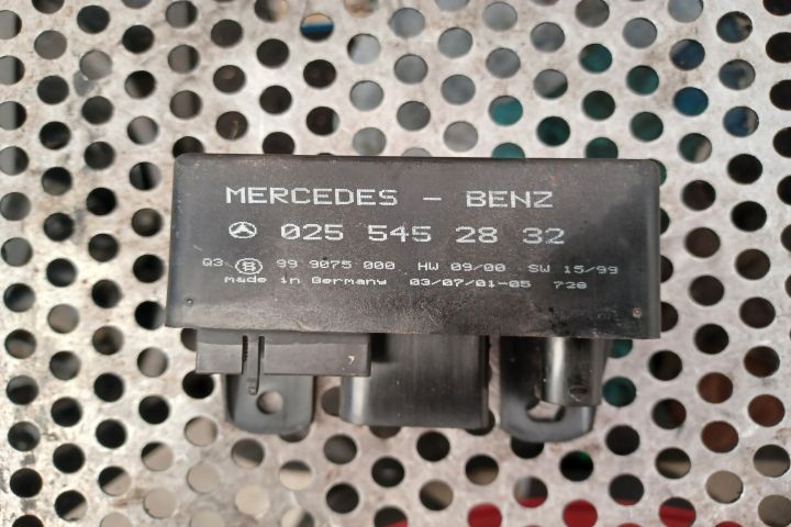 Releu bujii incandescente 0255452832 Mercedes-Benz A-Class W168