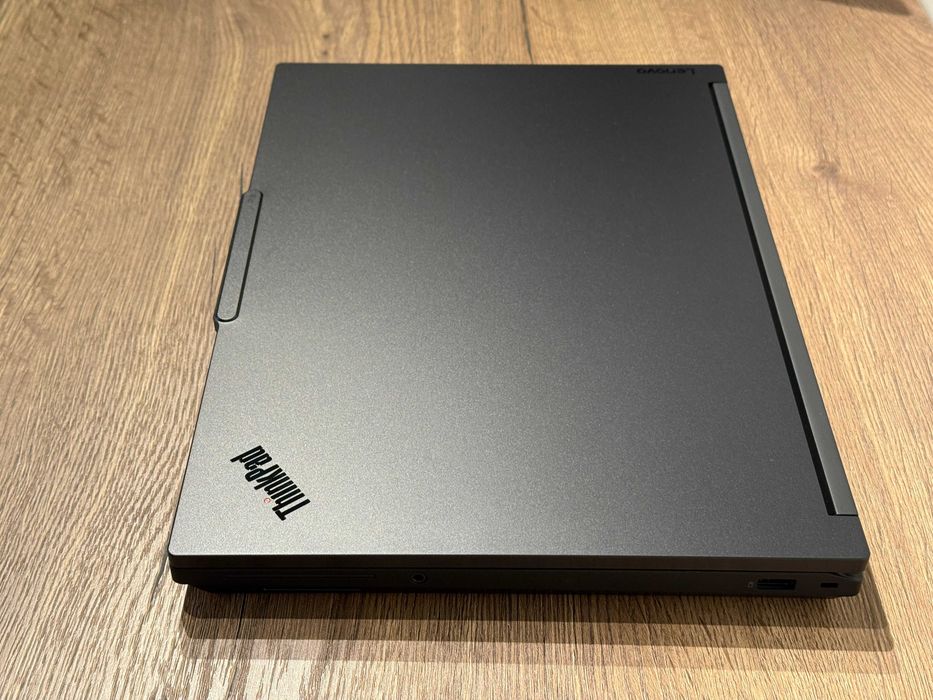 Laptop Lenovo ThinkPad P16 Gen 3 Workstation Intel Ultra 9 275HX 64GB Ram Nvidia RTX Pro 3000 12GB 1TB SSD Firma Garantie Factura-TVA Partner-Lenovo