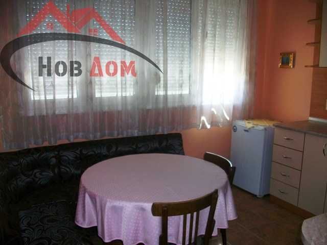 Двустаен в кв. Бузлуджа
