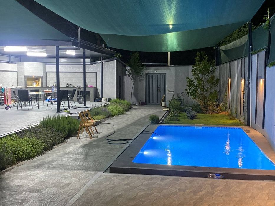 Евро дом под офис клинику  и т.д  3 уровня 650 м2