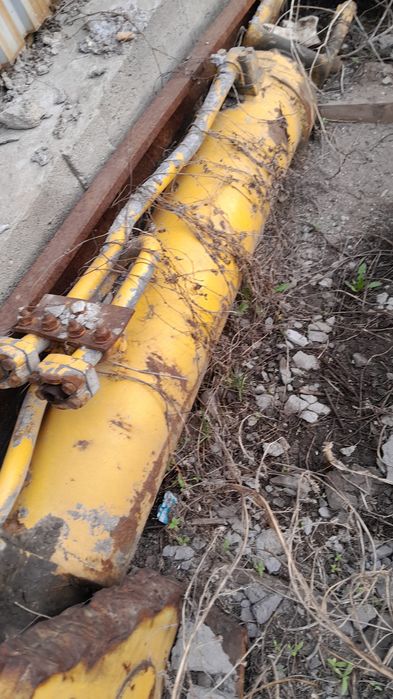 Погрузчик 3куб 5 тонна цилиндр