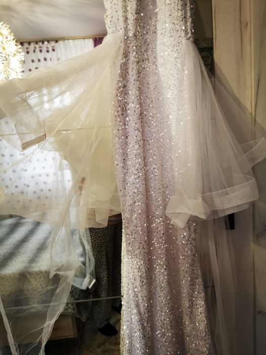 Rochie de ocazie sau mireasa