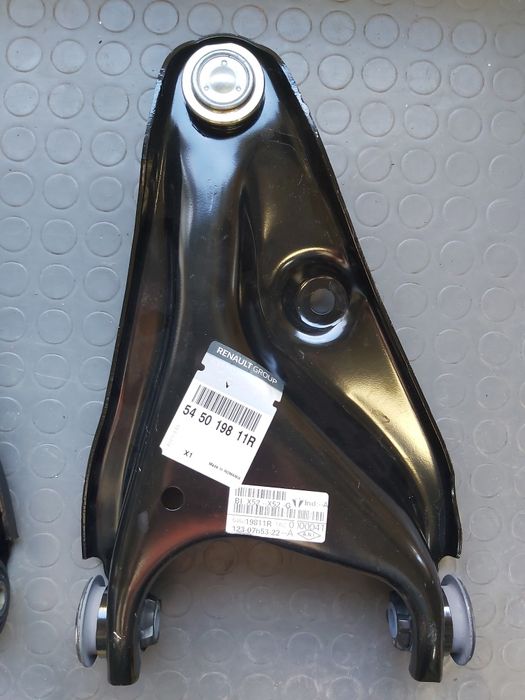 Оригинални носачи Dacia Lodgy ,Dokker