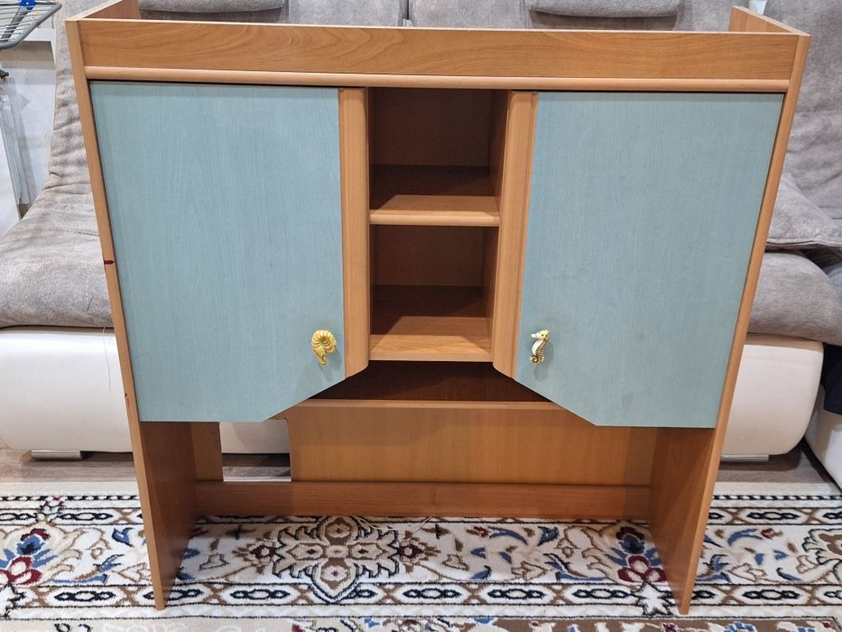 Стол со шкафчиками Б/У