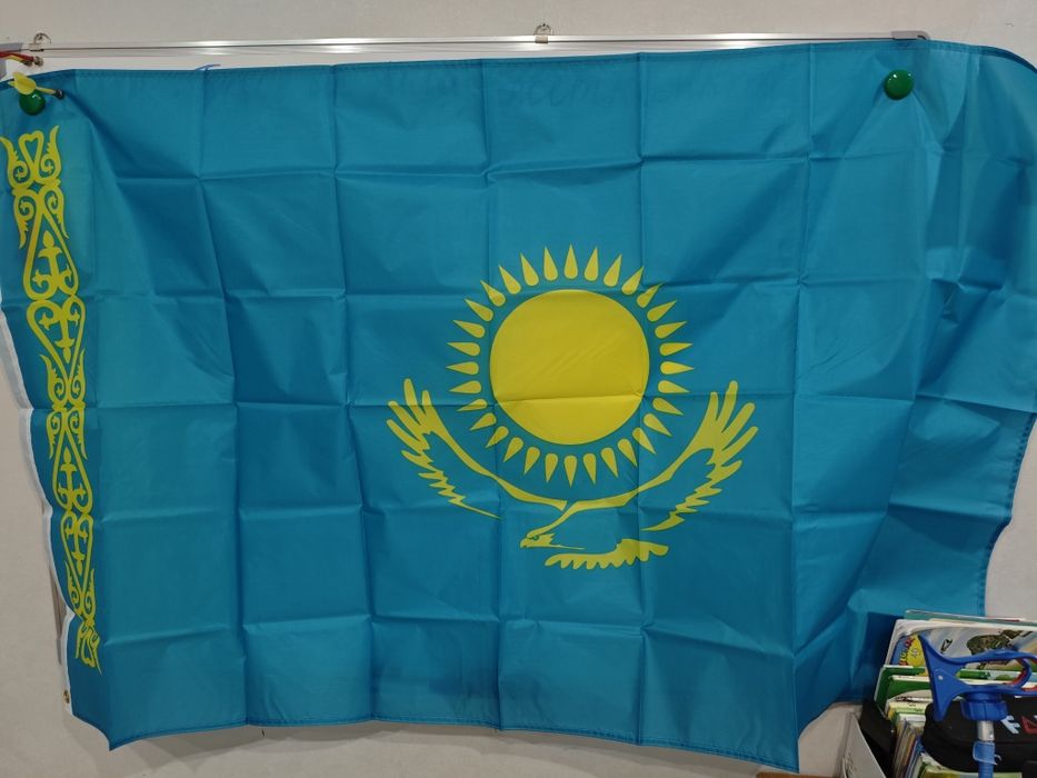 Ту Қазақстан, Флаг Казахстан
