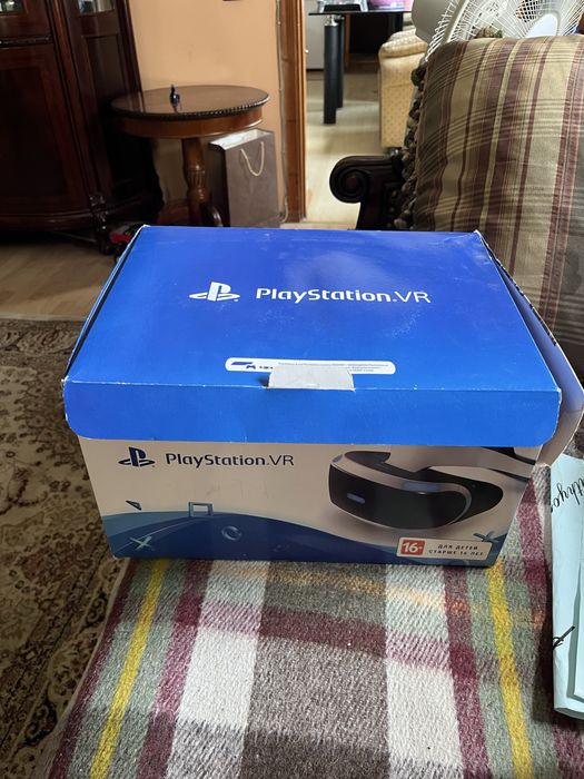 Продам vr ps4 с камерой новый