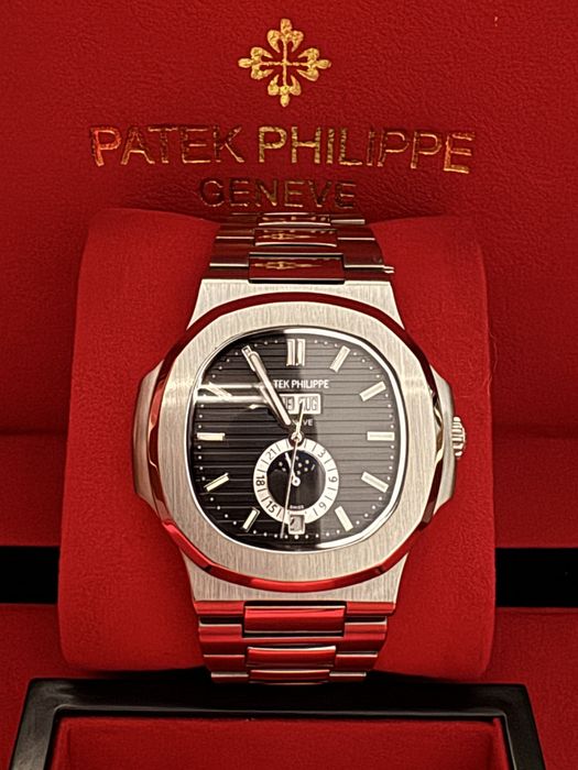 Элитные часы Patek Philippe Nautilus 5726