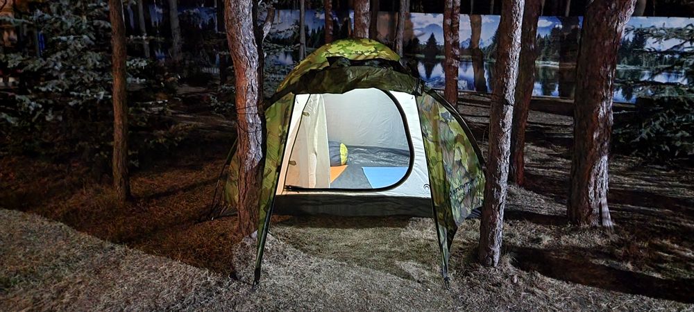 Палатка для рыбалки и туризма