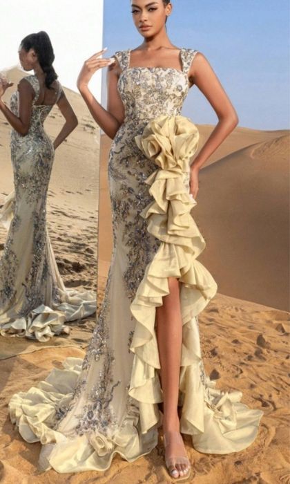 Rochie lunga de seara, model deosebit