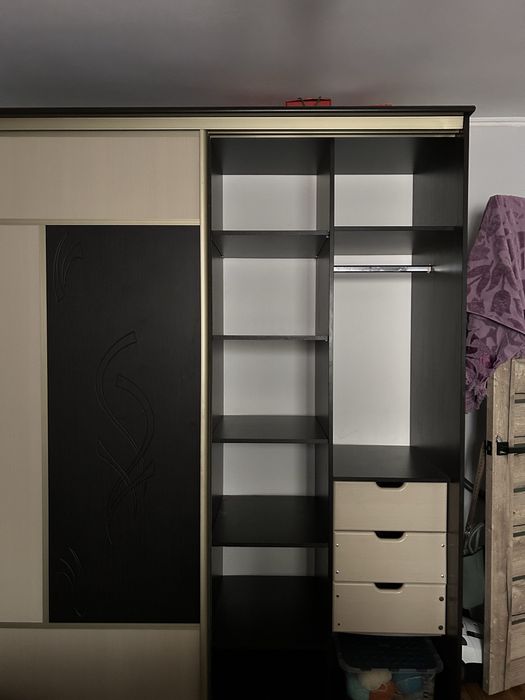 Шкаф-купе продам