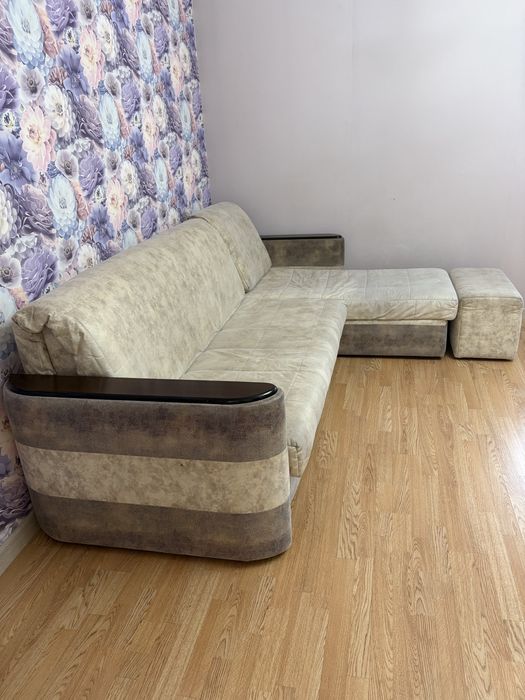 Диван угловой