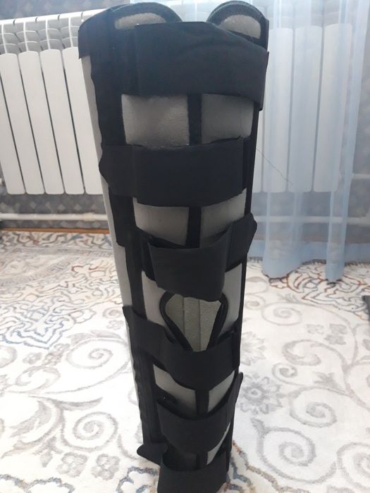 Ортез для коленного сустава