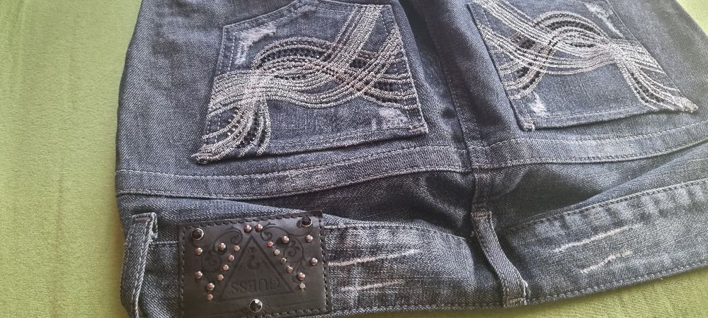 Blugi firma de top prețuri fără concurență