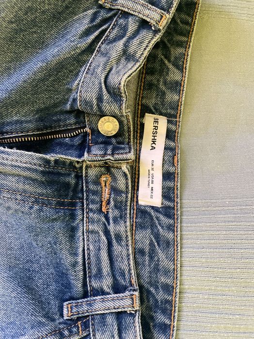 Bershka дънки за само 5 €