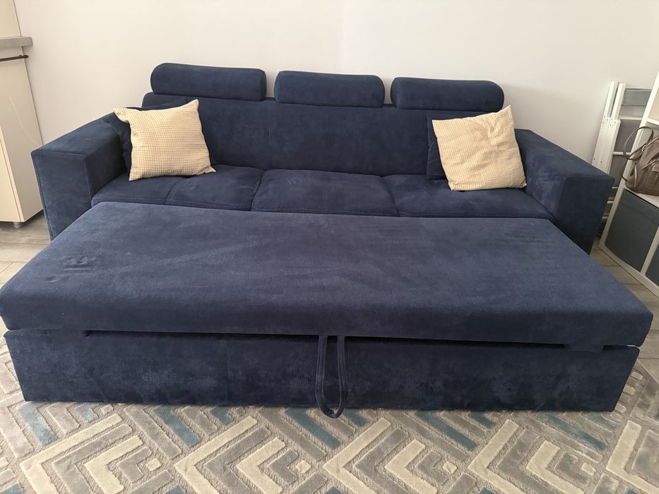 Canapea extensibila albastru inchis