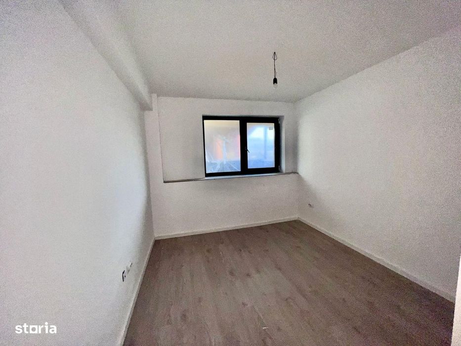 PROPRIETAR - Apartament cu 3 camere (ideal pentru investiție)