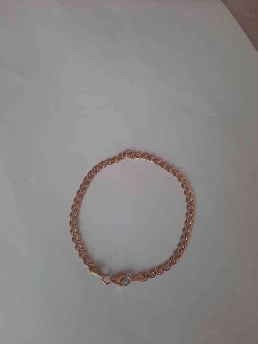 Продам золотой браслет за 250000