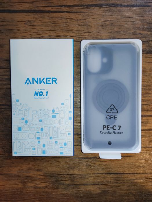 Anker MagGo MagSafe Magnetic Case with Stand  iPhone 16 plus кейс