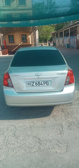 Lasetti 2010-yil 1.8 aftamat