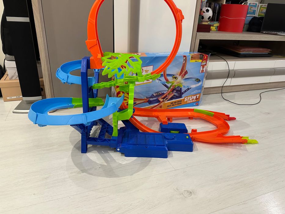 Hot wheels писта