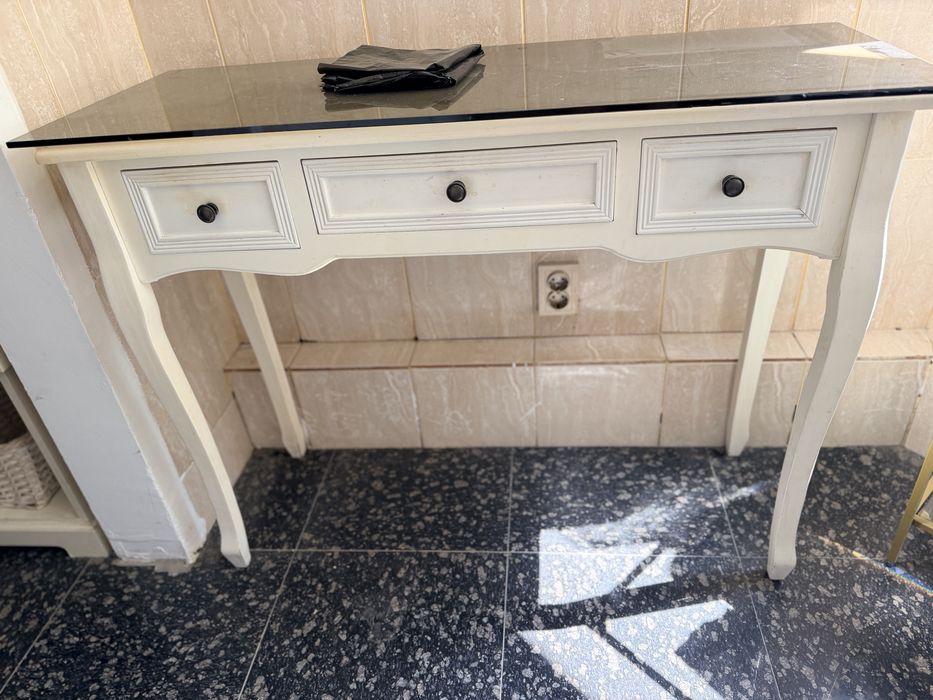 Oferta Vand birou/ consola lemn masib alb