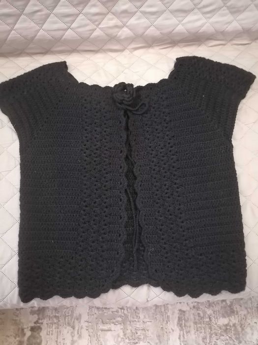 Vesta croșetata - bolerou
