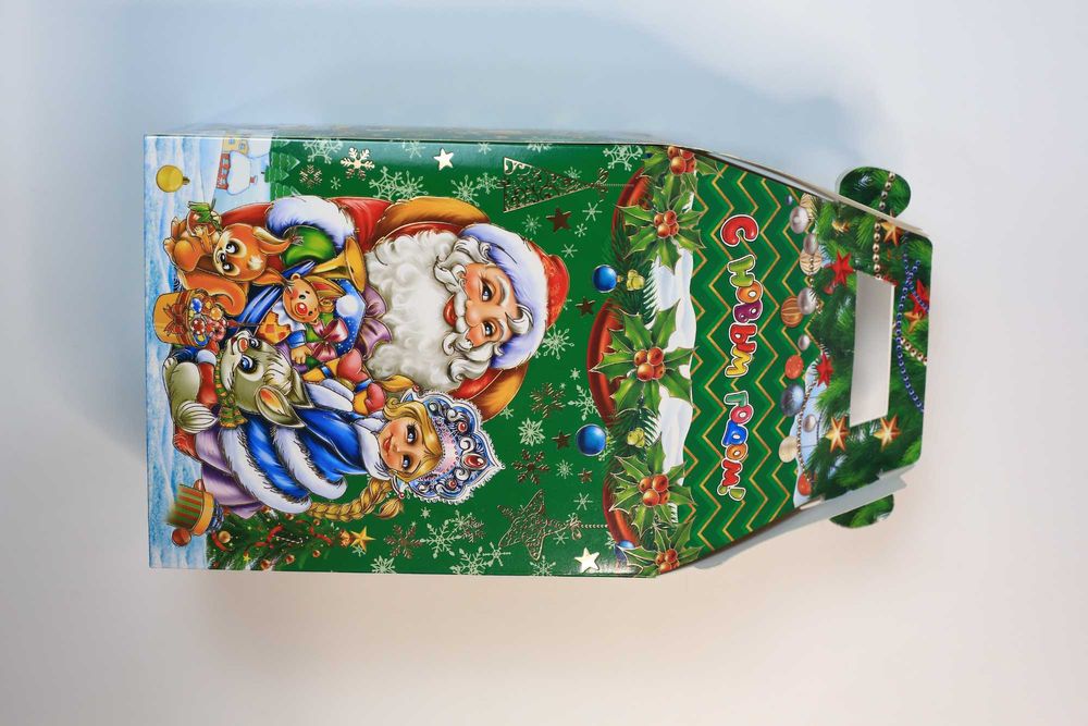 Коробки для новогодних подарков