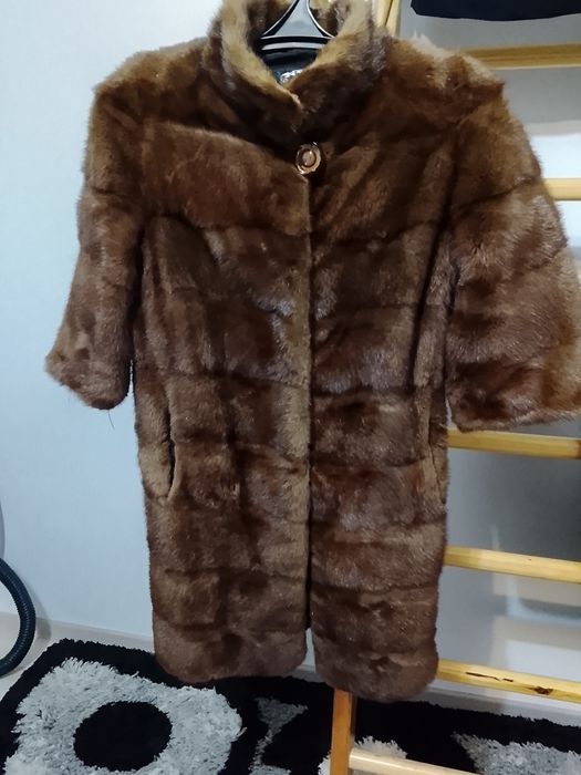 Продам норковую шубу