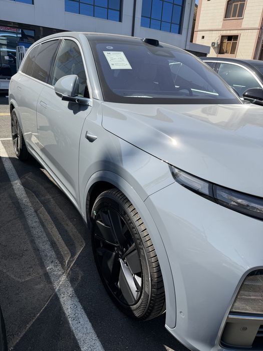 Новый Ли7 без пробега халол насия савдо хам мавжуд