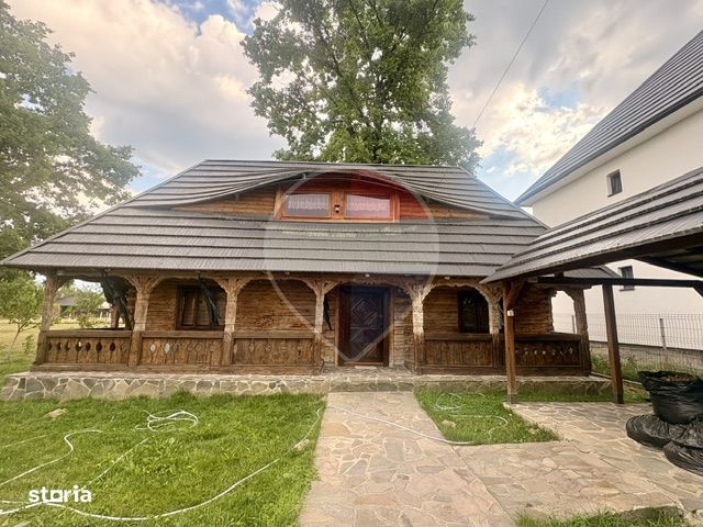Casa traditionala de vanzare