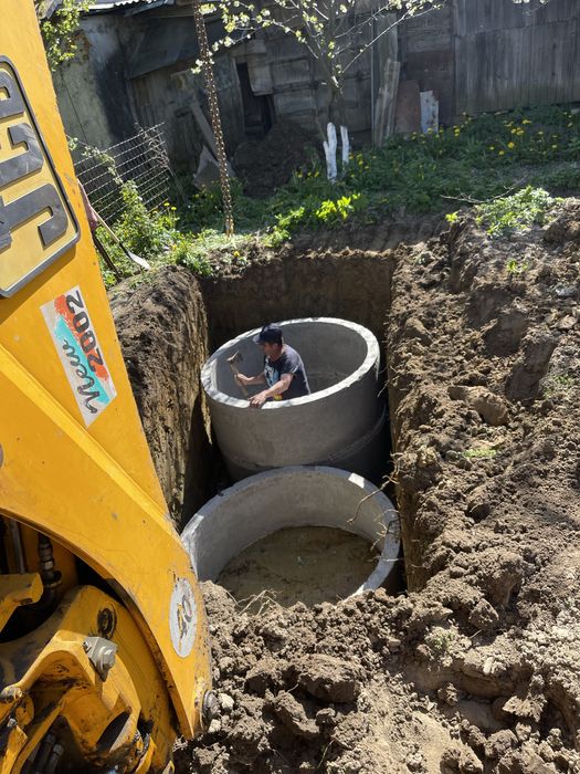 Inchiriez buldoexcavator