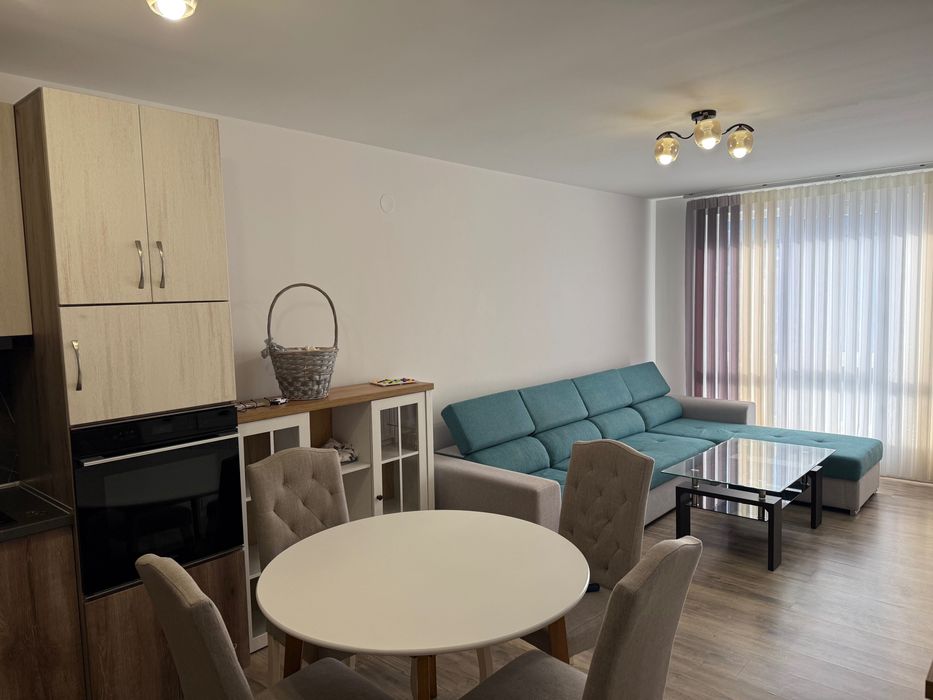 Дава се под наем Двустаен апартамент в Асеновград - 65 кв.м за 357 € - Снимка #3