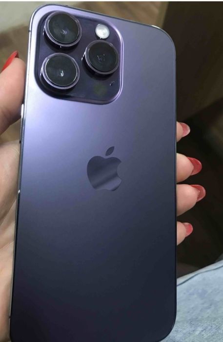 Продам IPhone 14 Pro