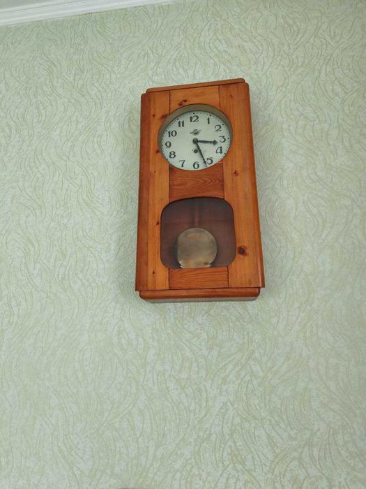 Часы настенные механические