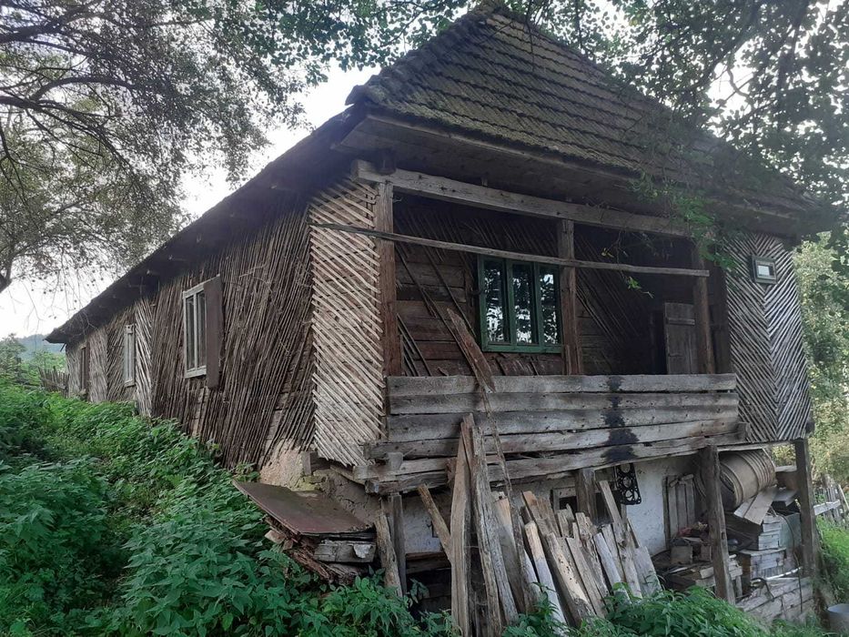 Vând casa demontabila
