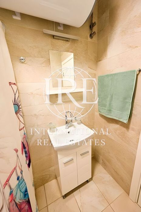 Продава се Двустаен апартамент в Варна, Колхозен пазар - 56 кв.м за 2875 €/кв.м - Снимка #12