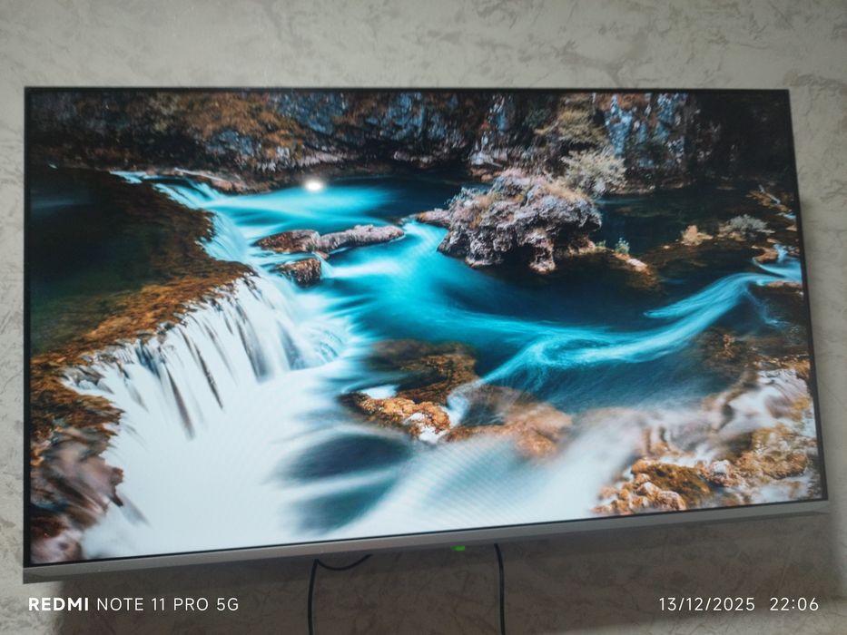 Televizor Samsung olinganiga 3 yil bo'ldi 4K 45talik