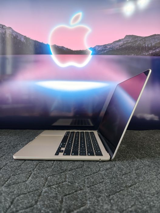 MacBook Air 13 M3 8/256