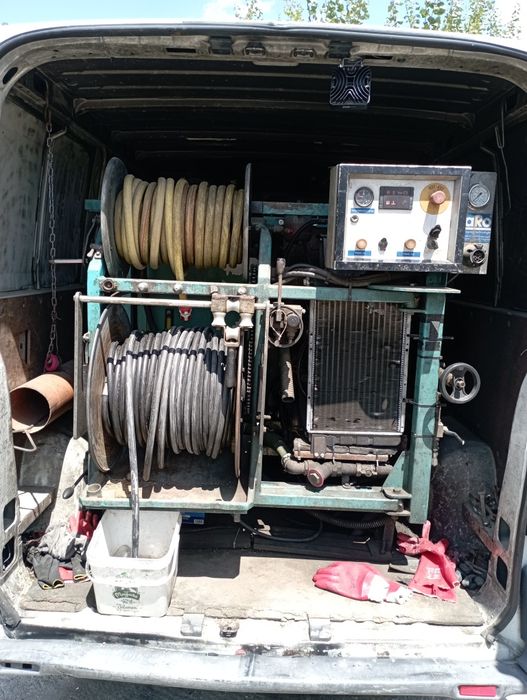 Vidanja de vanzare Scania și Autoutilitară desfundare canalizări.