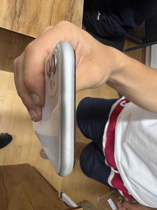 Iphone 11 128Гб идел состаиане