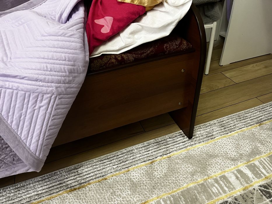 Тосек / кровать сатылады